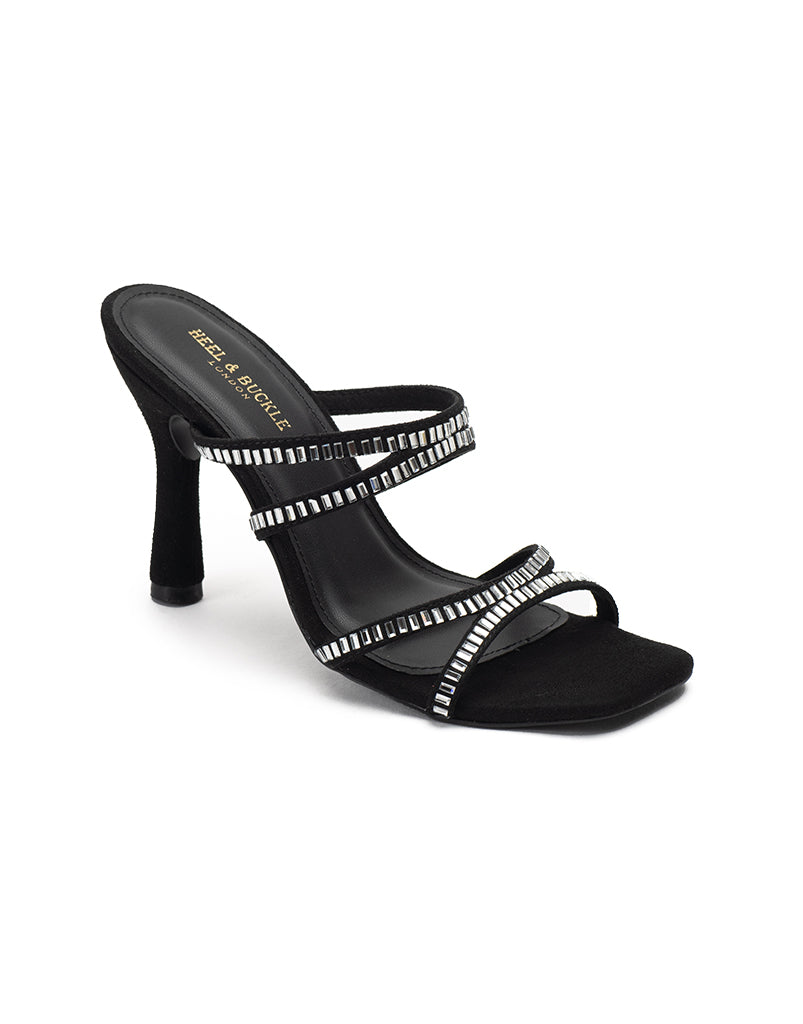 Simmi London | Shoes | Brand New Size 6 White Heels By Simmi London |  Poshmark